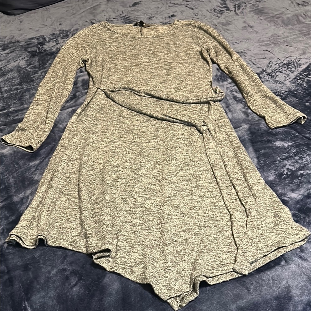 Simply Vera Vera Wang Gray Sweater Dress with Long Sleeves and Crew Neck